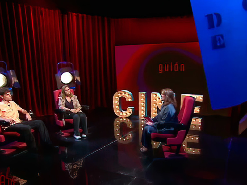 Entrevista al actor Oscar Lasarte y al director Antonio Cuadri, en "Una de cine"