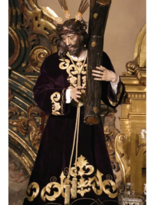 Jesús Nazareno de Alcalá del Río luce nueva túnica bordada en oro donada por un hermano devoto