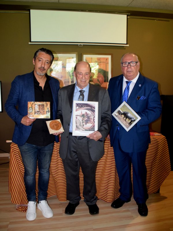  El salón de ADOREA acoge con éxito el primer Pregón Taurino organizado por el Ateneo de Triana