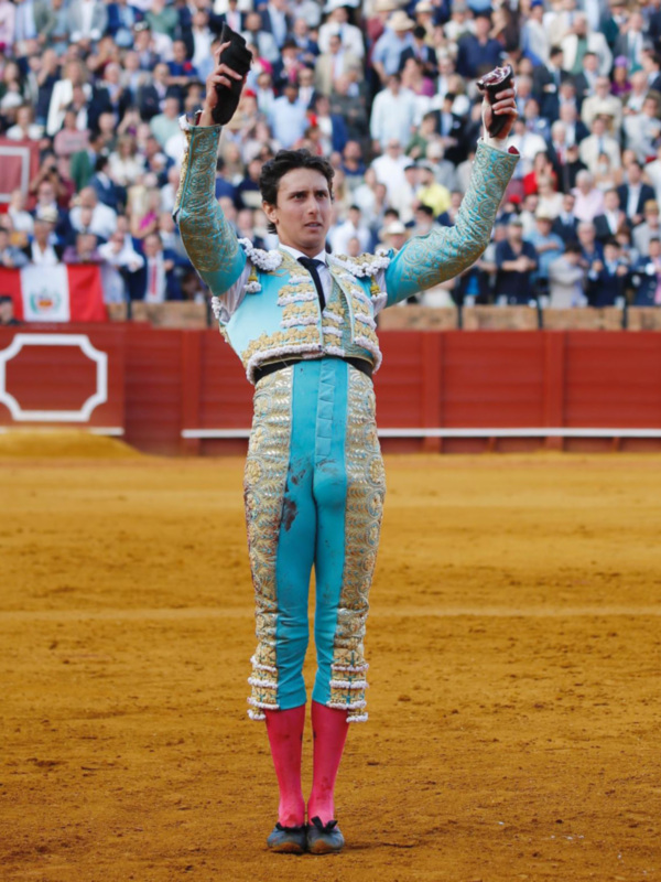 Dos orejas para Roca Rey en la de Victoriano del Río 
