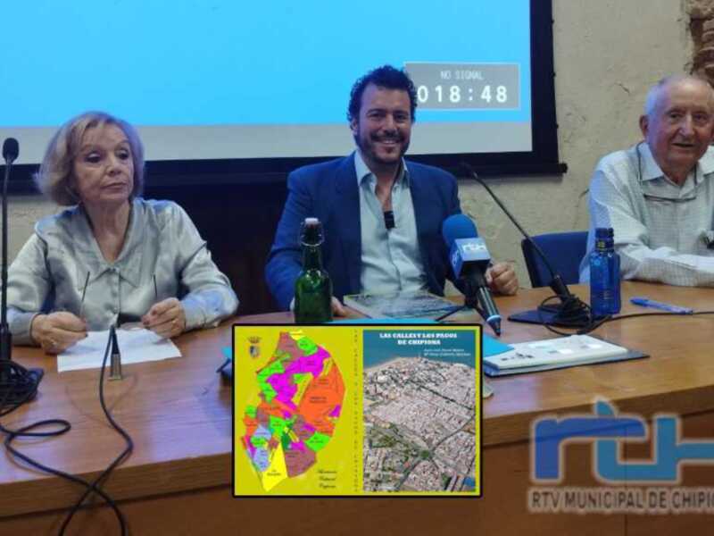 Presentado el último libro de Juan Luis Naval y María Rosa Cadierno, un trabajo sobre las 435 calles y los 130 pagos de Chipiona