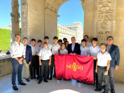 Recepción institucional en el Ayuntamiento de Sevilla al Club Patín Irlandesas