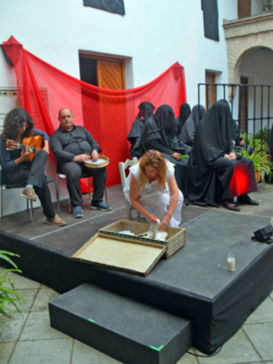  Antonio Cabello y su Grupo Babia triunfan con Lorca en un escenario patrimonial único