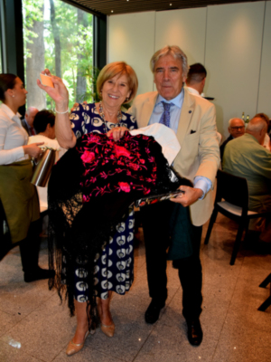  Noventa y siete años después, la Capa Española sigue siendo símbolo de distinción y tradición