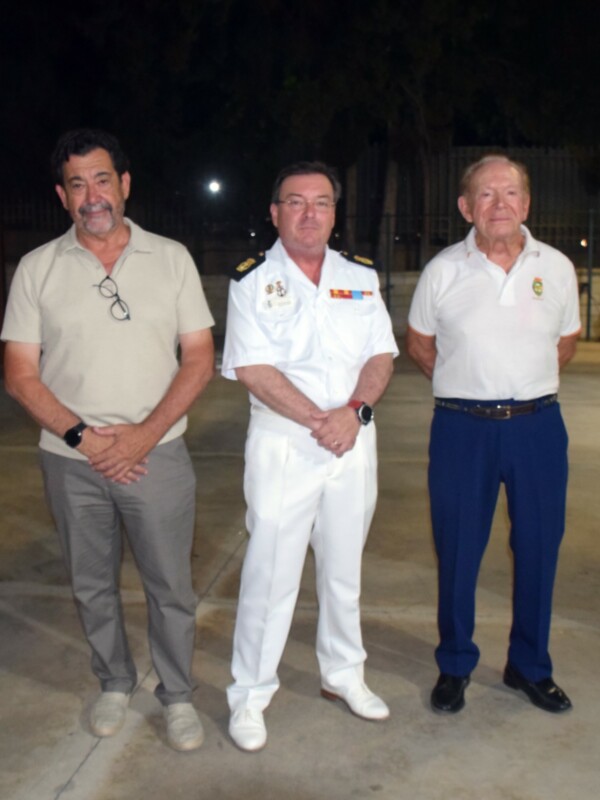  Pablo Guitián y su tripulación del ‘Gallito’ reinan en el Guadalquivir