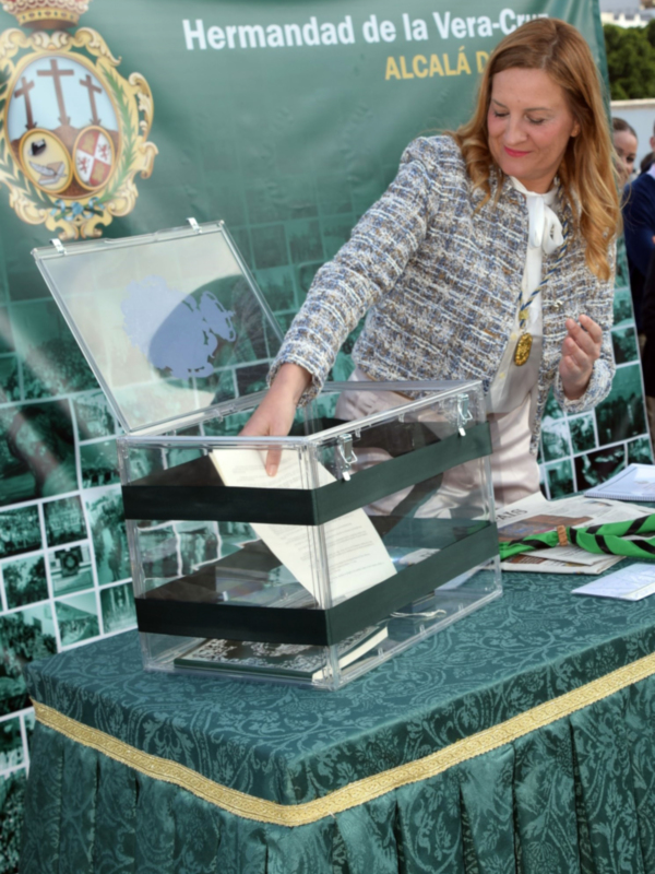  La Hermandad de la Vera-Cruz impulsa un proyecto social clave para los mayores del municipio