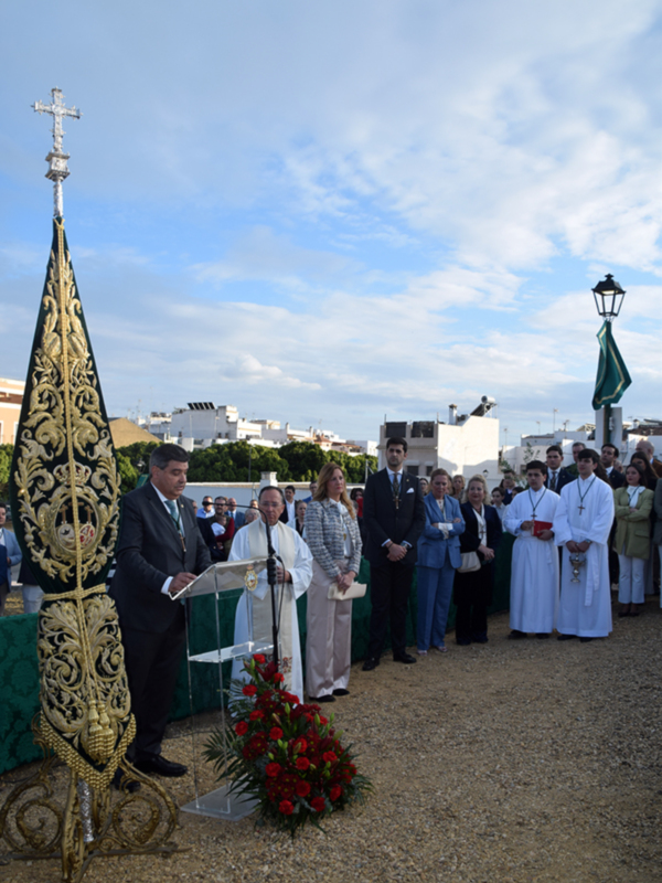  La Hermandad de la Vera-Cruz inicia las obras de su nuevo Centro de Día para mayores en Alcalá del Río