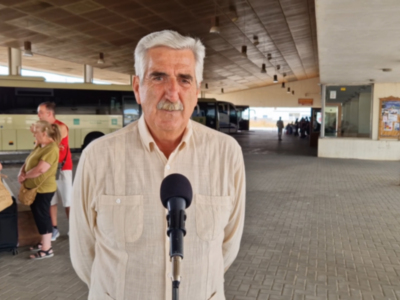 Luis Mario Aparcero informa de la publicación del concurso para contratar el proyecto de mejora del apeadero de Autobuses de Chipiona 